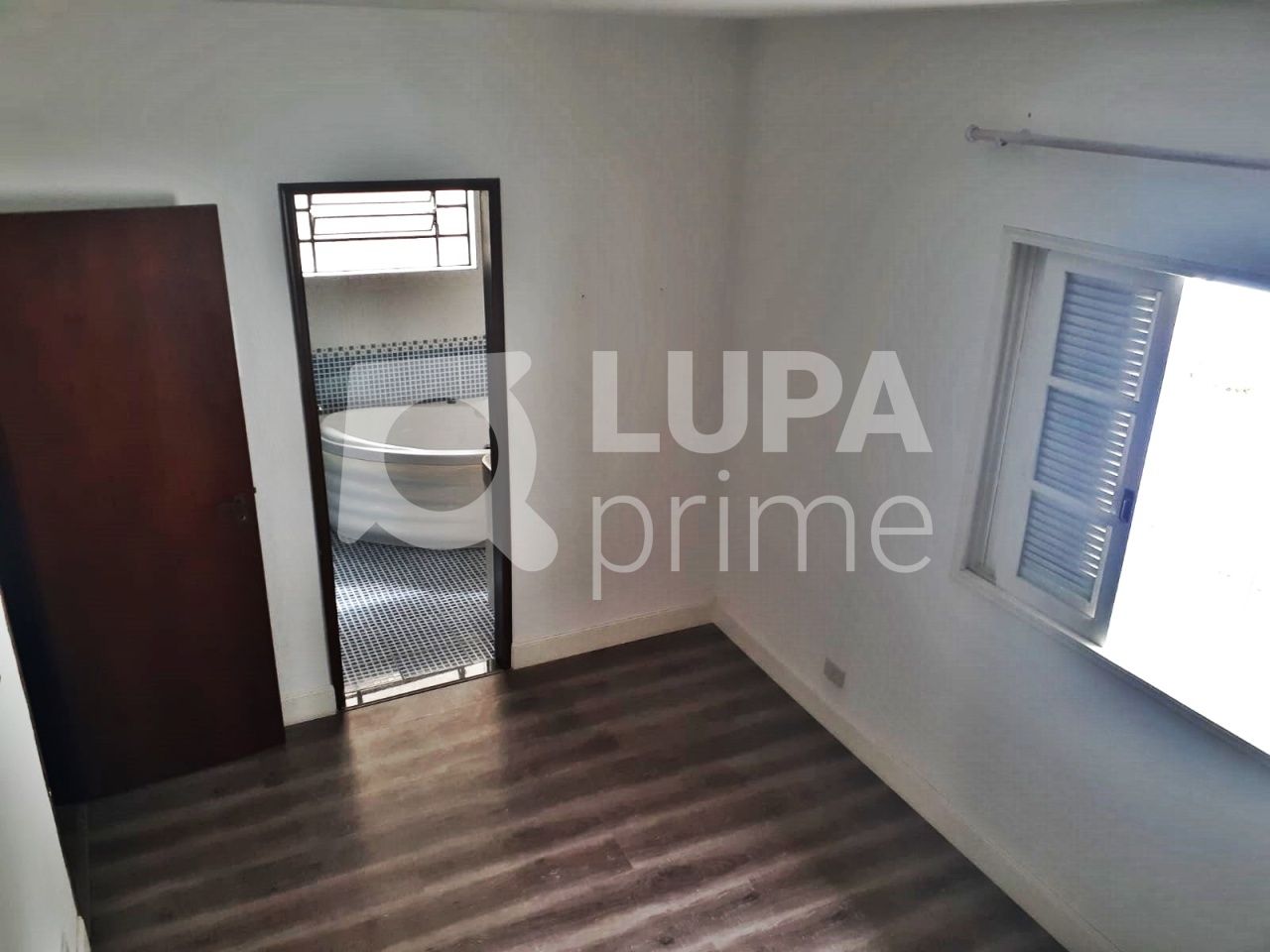 sobrado-venda-sao-paulo-jardim-guapira-3dormitorios-2suites-3vagas-163m2-LM19585