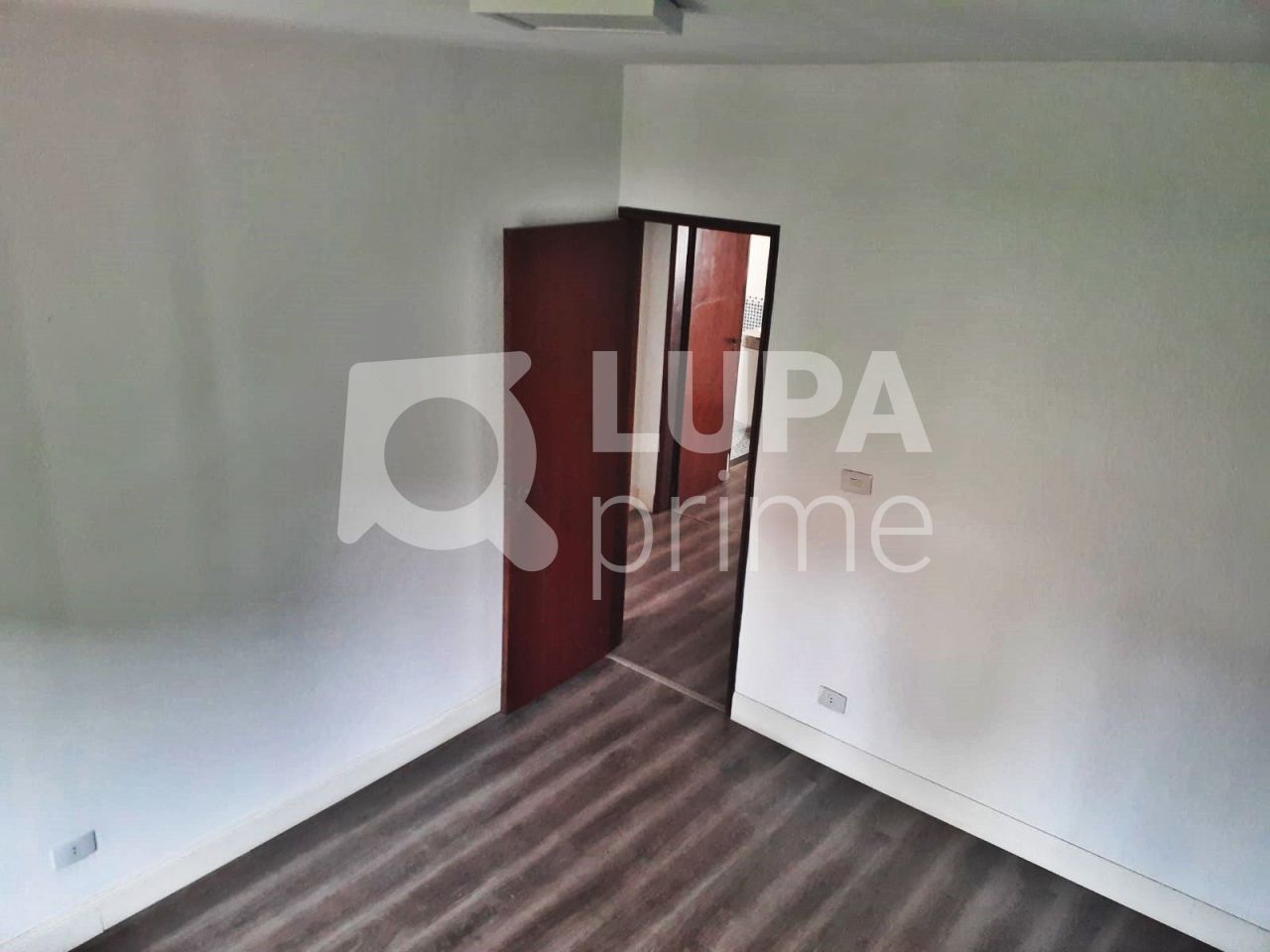 sobrado-venda-sao-paulo-jardim-guapira-3dormitorios-2suites-3vagas-163m2-LM19585