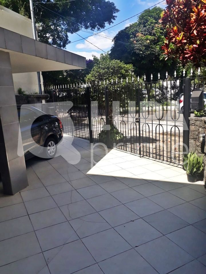 sobrado-venda-sao-paulo-pari-2dormitorios-2vagas-170m2-LM19619