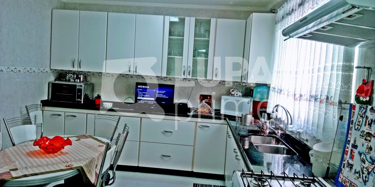 Casa à venda com 3 quartos, 220m² - Foto 16