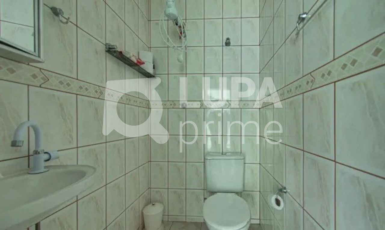 Casa à venda com 3 quartos, 220m² - Foto 28