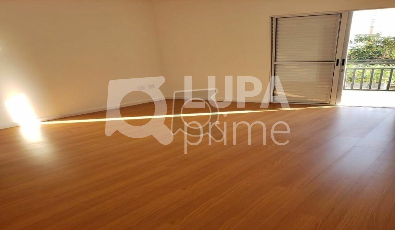 sobrado-venda-sao-paulo-jardim-guapira-3dormitorios-1suite-4vagas-137m2-LM19675