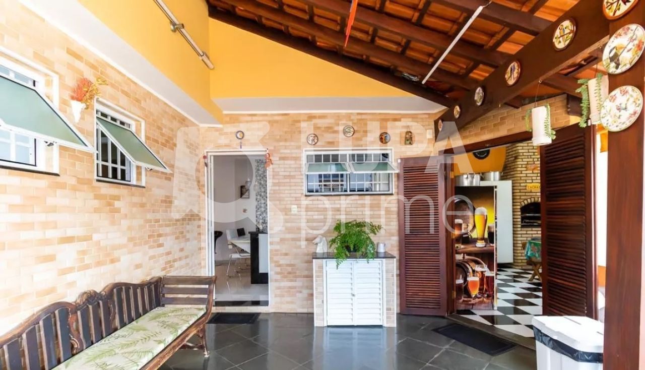 casa-terrea-venda-sao-paulo-vila-maria-alta-6dormitorios-1suite-2vagas-199m2-LM19695