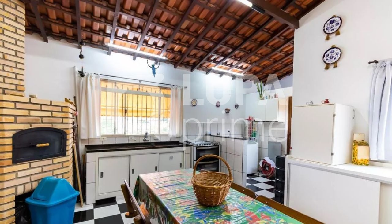 casa-terrea-venda-sao-paulo-vila-maria-alta-6dormitorios-1suite-2vagas-199m2-LM19695