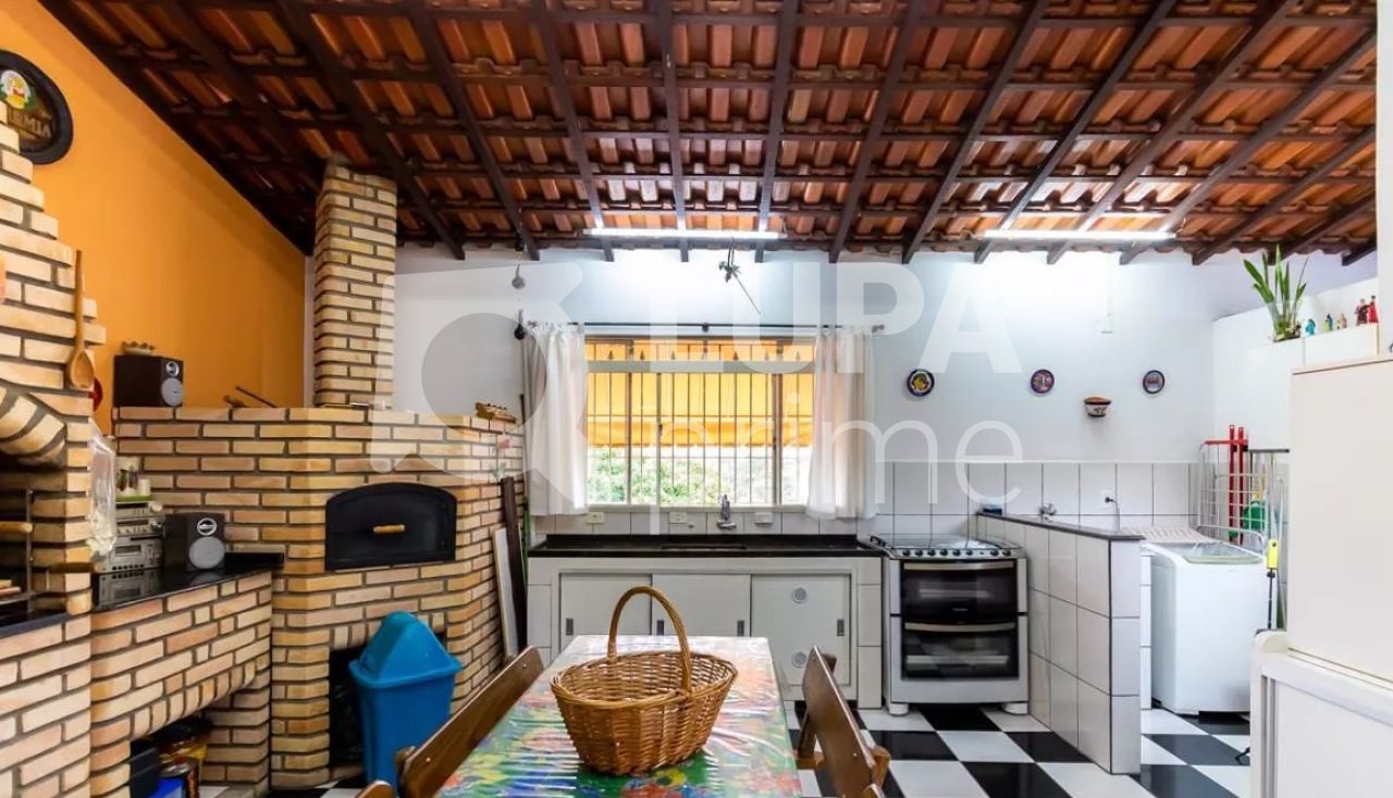 casa-terrea-venda-sao-paulo-vila-maria-alta-6dormitorios-1suite-2vagas-199m2-LM19695