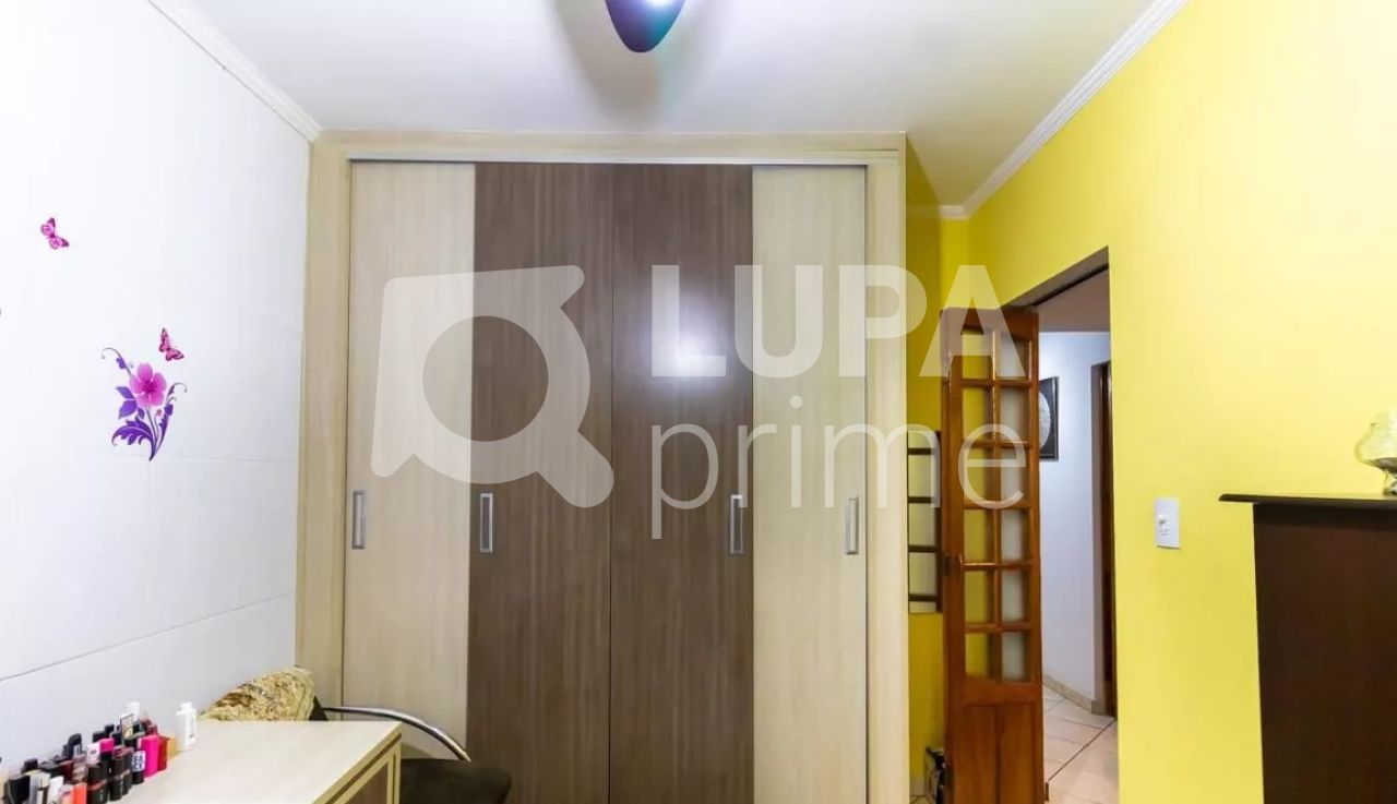 casa-terrea-venda-sao-paulo-vila-maria-alta-6dormitorios-1suite-2vagas-199m2-LM19695