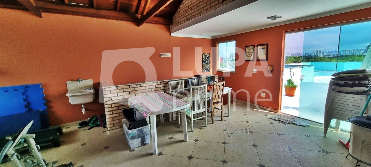 sobrado-venda-sao-paulo-vila-guilherme-2dormitorios-1suite-2vagas-390m2-LM19765