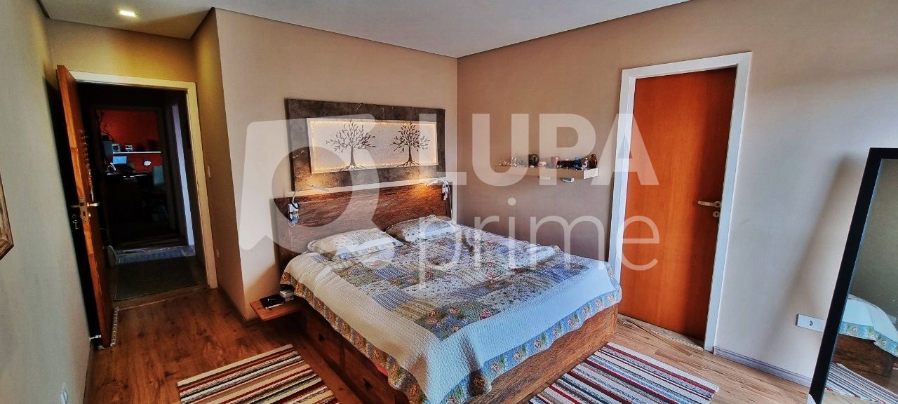 sobrado-venda-sao-paulo-vila-guilherme-2dormitorios-1suite-2vagas-390m2-LM19765