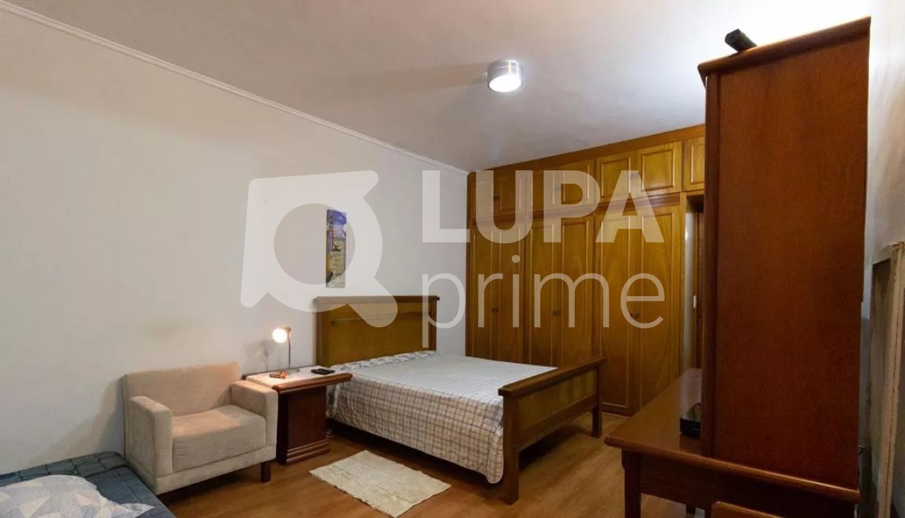 Casa à venda com 3 quartos, 178m² - Foto 10