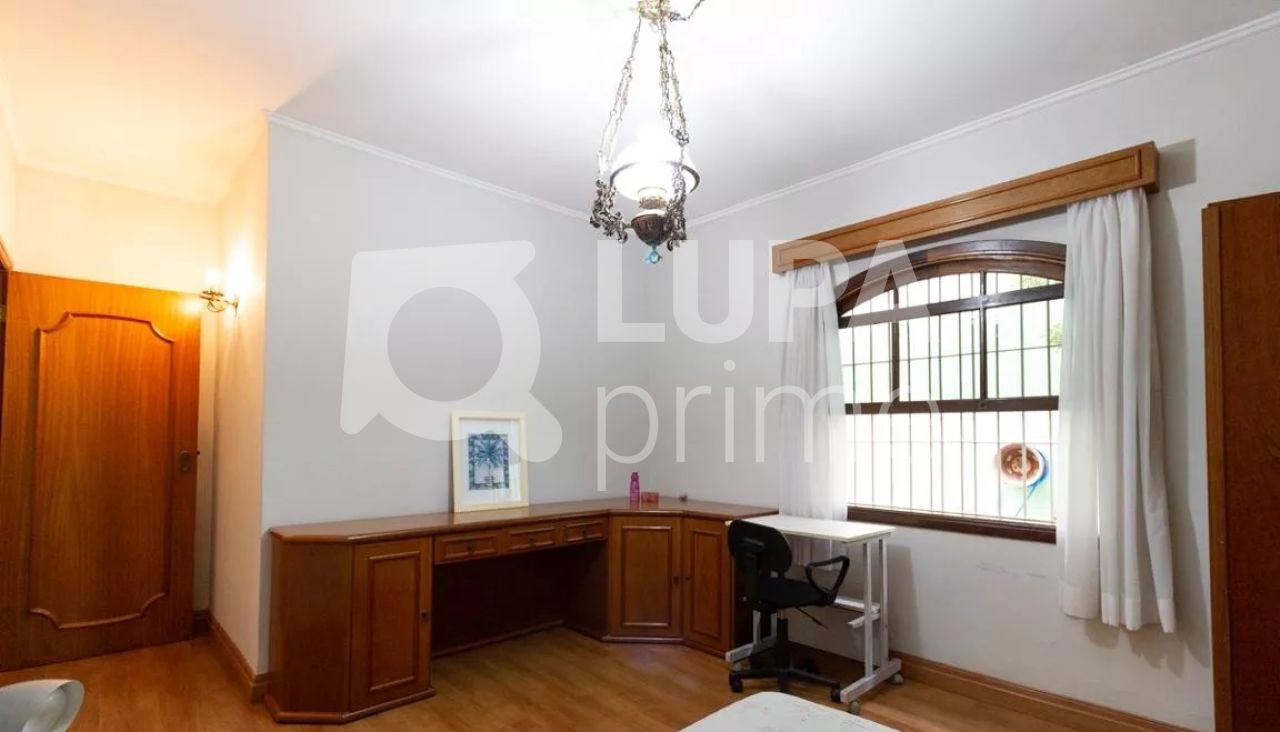 Casa à venda com 3 quartos, 178m² - Foto 18