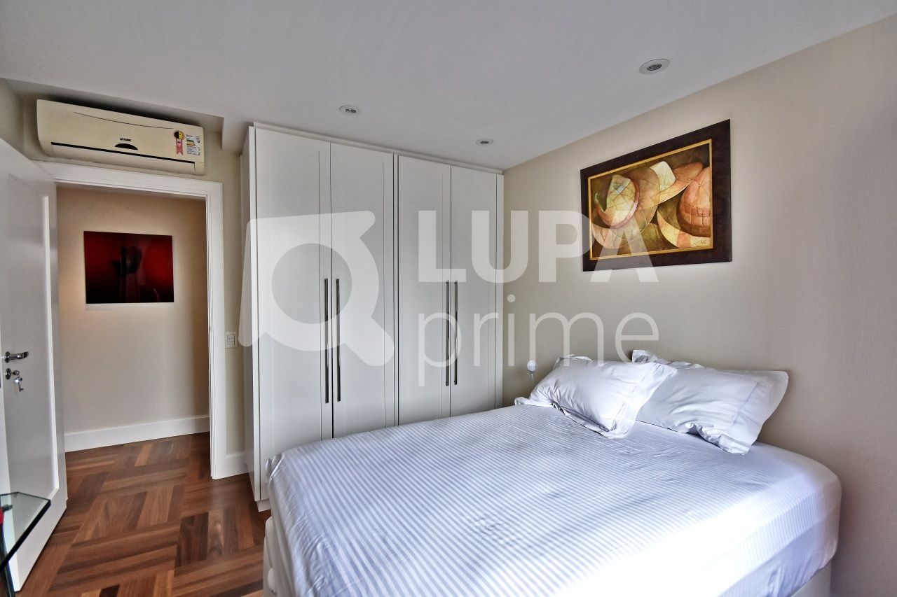 apartamento-venda-sao-paulo-moema-3dormitorios-1suite-2vagas-181m2-LM19873