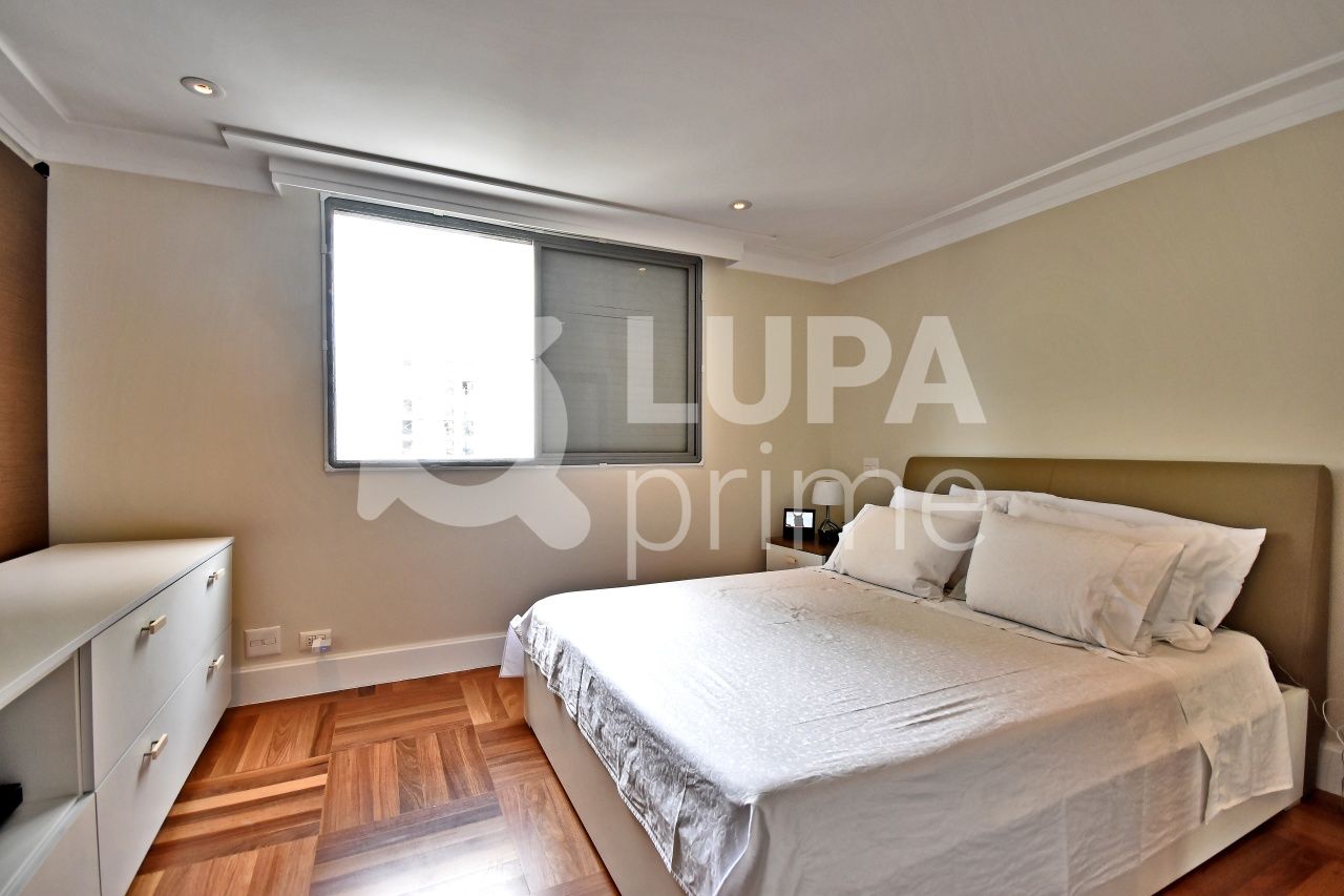 apartamento-venda-sao-paulo-moema-3dormitorios-1suite-2vagas-181m2-LM19873