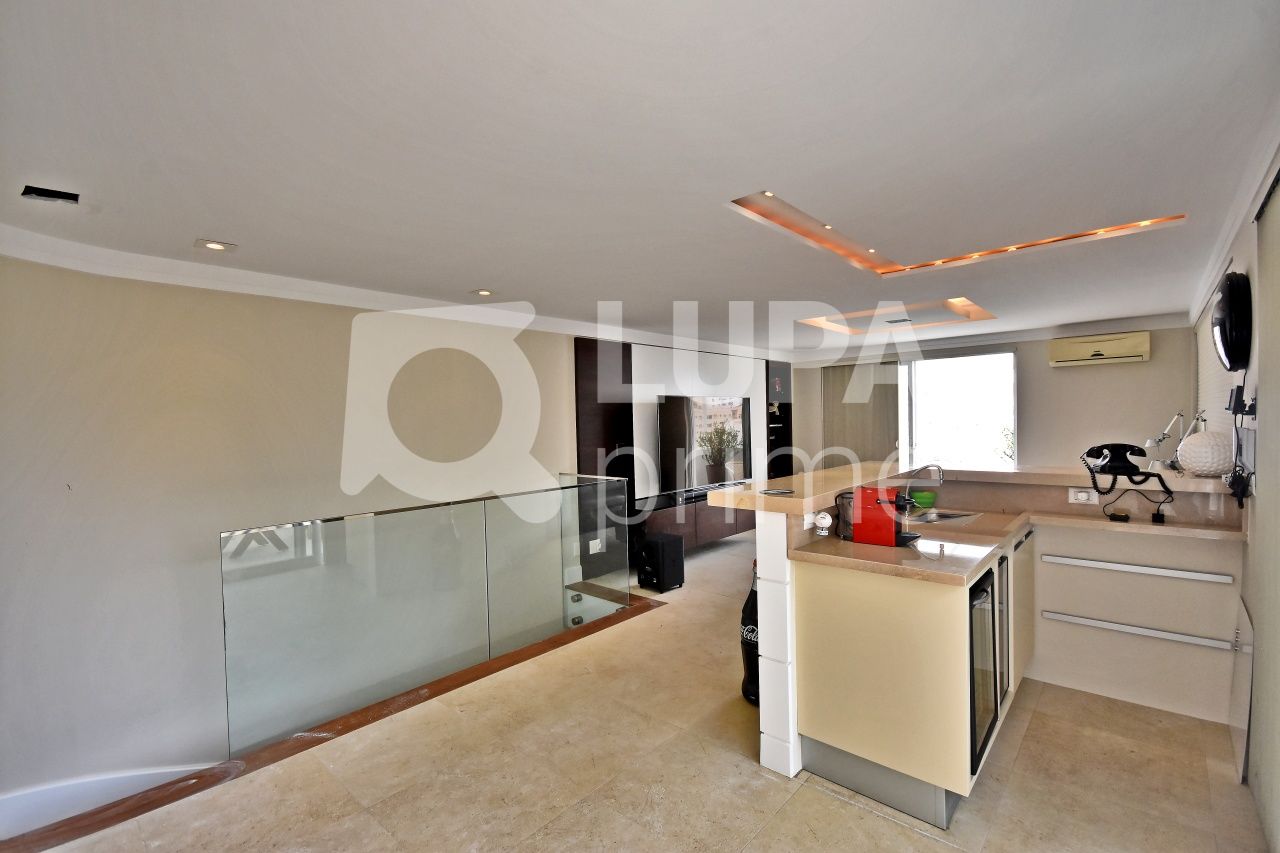 apartamento-venda-sao-paulo-moema-3dormitorios-1suite-2vagas-181m2-LM19873