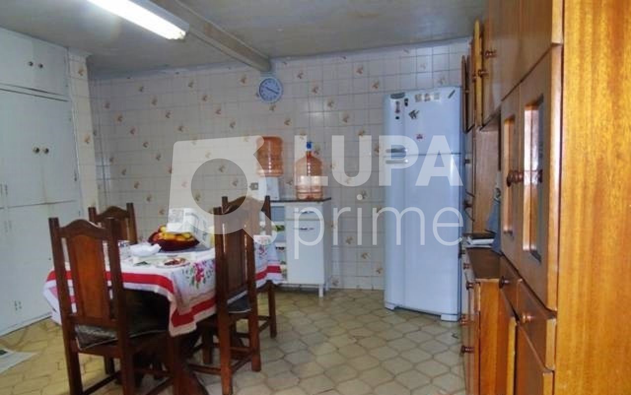 Casa à venda com 3 quartos, 150m² - Foto 9