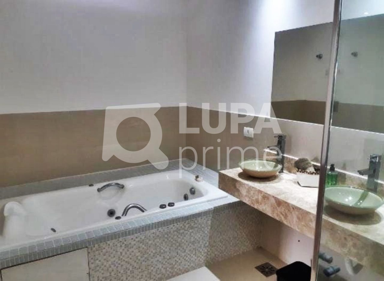 Casa, 3 quartos, 308 m² - Foto 15