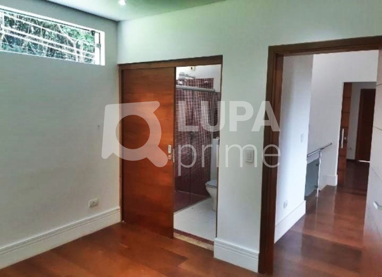 Casa, 3 quartos, 308 m² - Foto 6