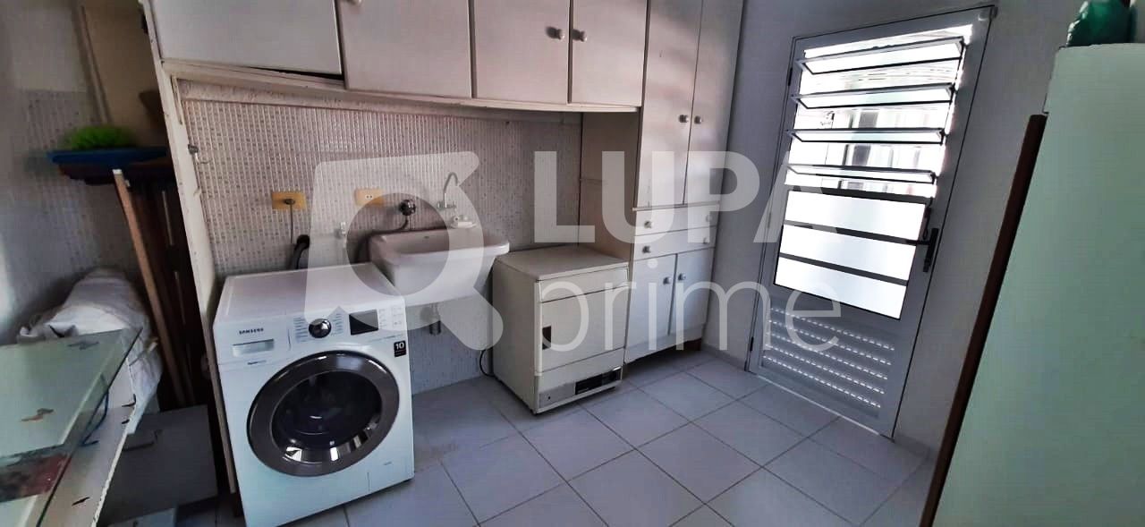 sobrado-venda-sao-paulo-tremembe-4dormitorios-2suites-3vagas-260m2-LM20252