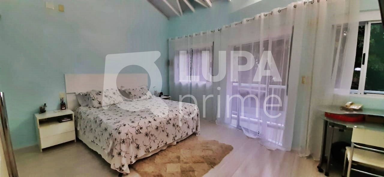 sobrado-venda-sao-paulo-tremembe-4dormitorios-2suites-3vagas-260m2-LM20252