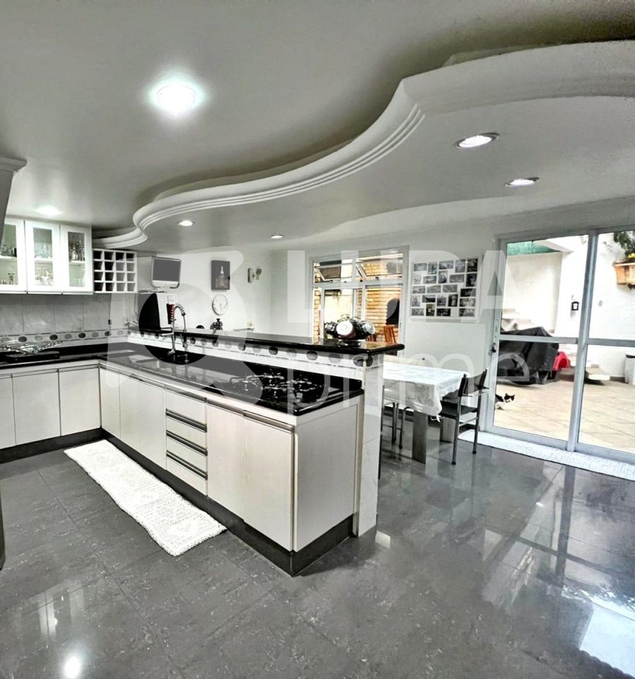 sobrado-venda-sao-paulo-tremembe-4dormitorios-2suites-3vagas-260m2-LM20252