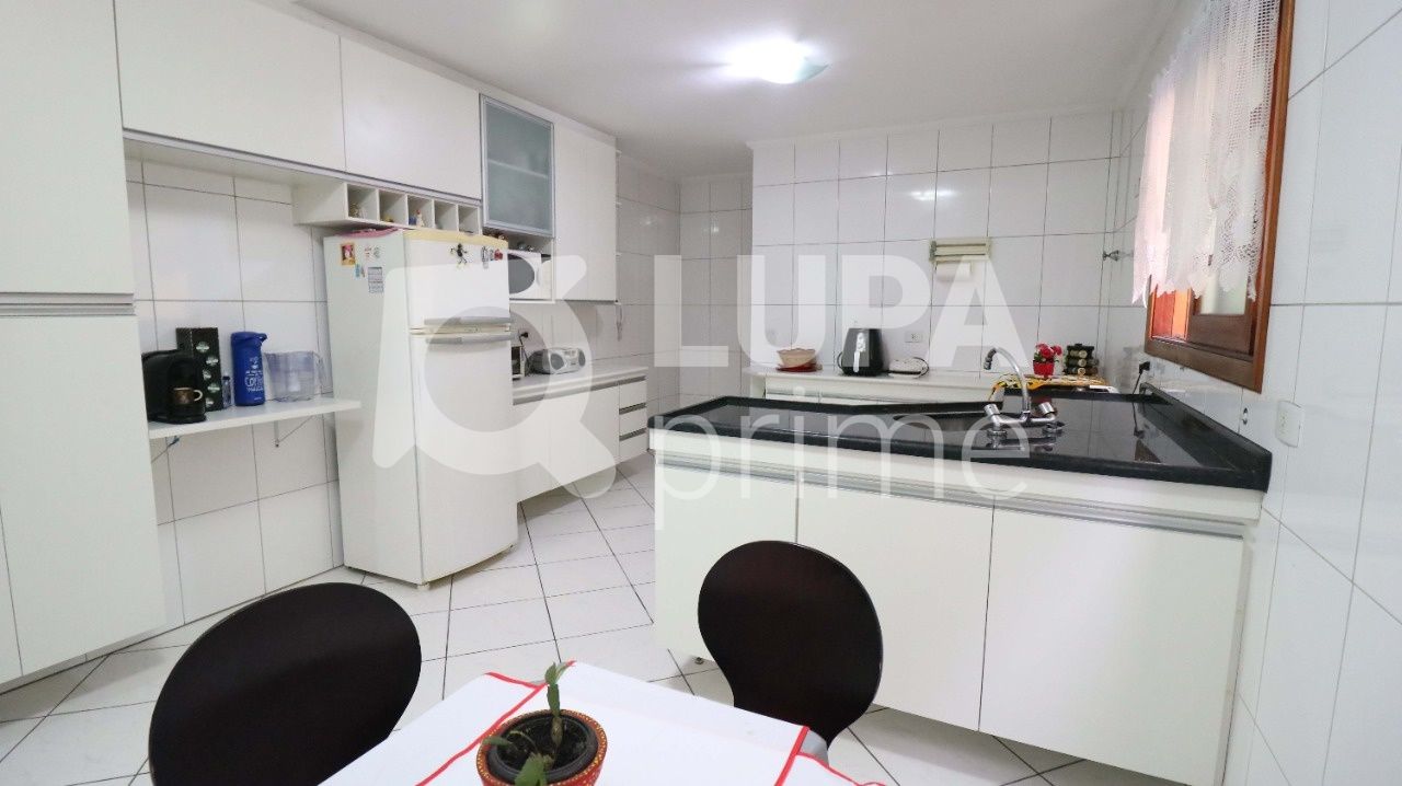 sobrado-venda-sao-paulo-vila-gustavo-3dormitorios-3suites-3vagas-161m2-LM20305