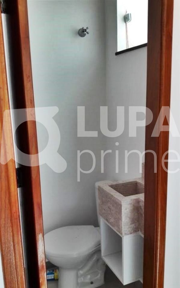 sobrado-venda-sao-paulo-santana-2dormitorios-2suites-2vagas-60m2-LM20324