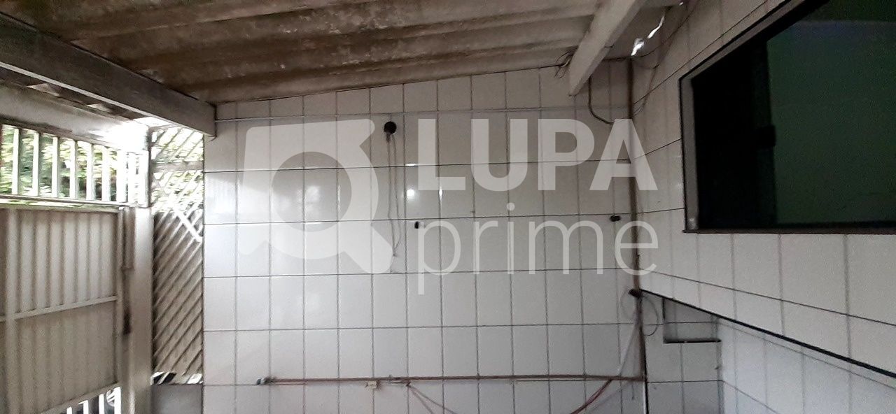 sobrado-venda-guarulhos-jardim-santa-rita-2dormitorios-2vagas-180m2-LM20329