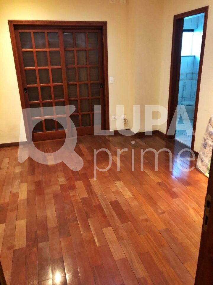 sobrado-venda-sao-paulo-tatuape-3dormitorios-3suites-5vagas-288m2-LM20402