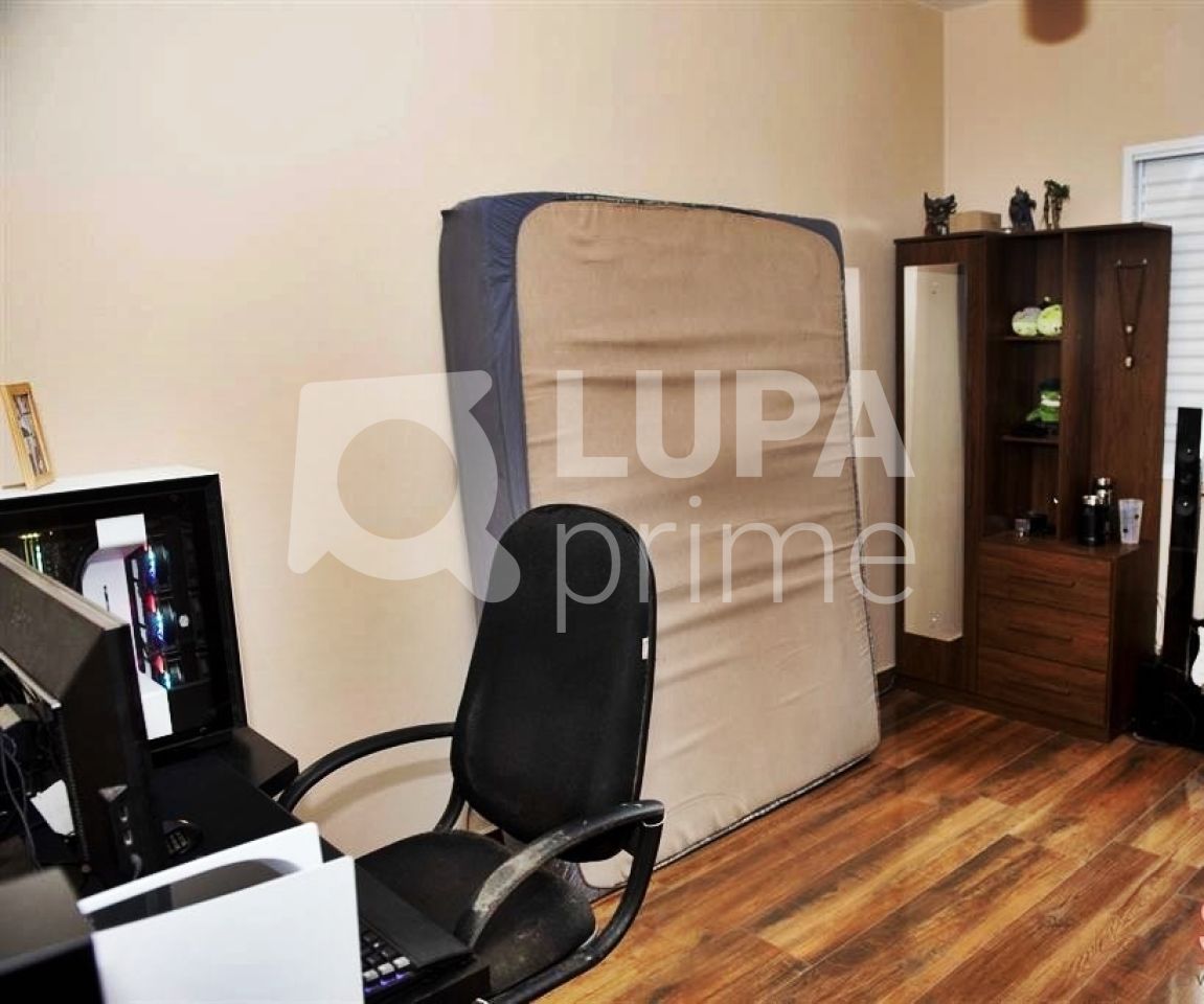 sobrado-venda-sao-paulo-parada-inglesa-2dormitorios-2suites-2vagas-161m2-LM20587