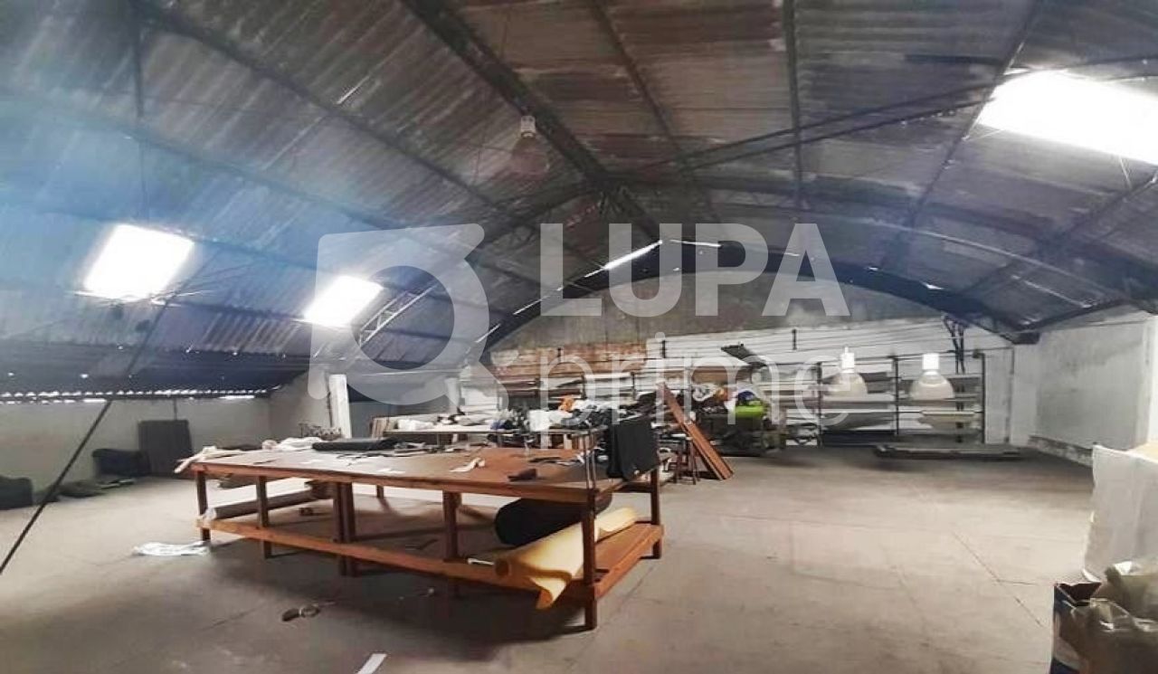 galpao-venda-sao-paulo-bras-3vagas-1200m2-LM20973