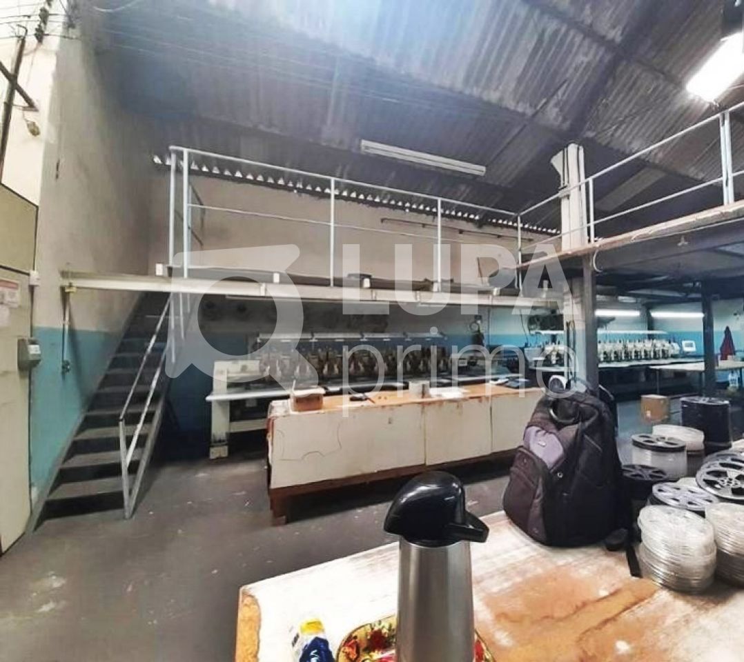 galpao-venda-sao-paulo-bras-3vagas-1200m2-LM20973