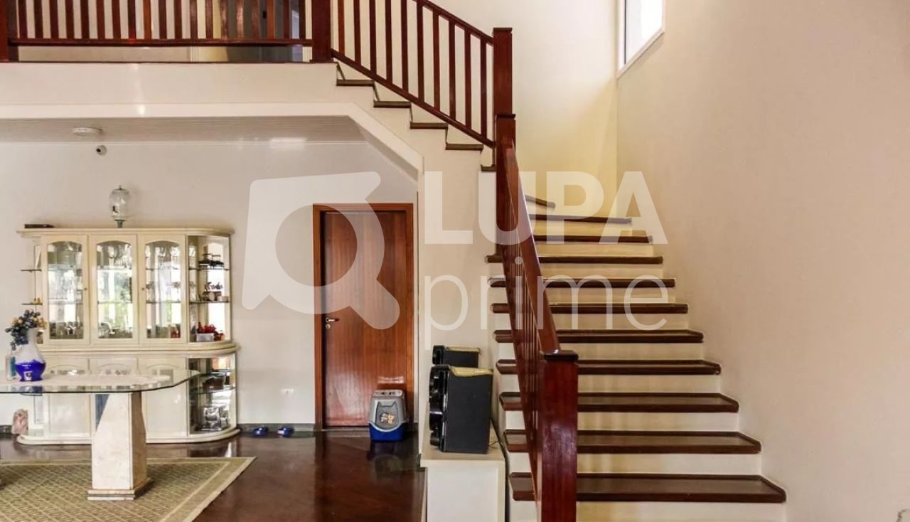 sobrado-venda-sao-paulo-tucuruvi-4dormitorios-3suites-7vagas-242m2-LM21021