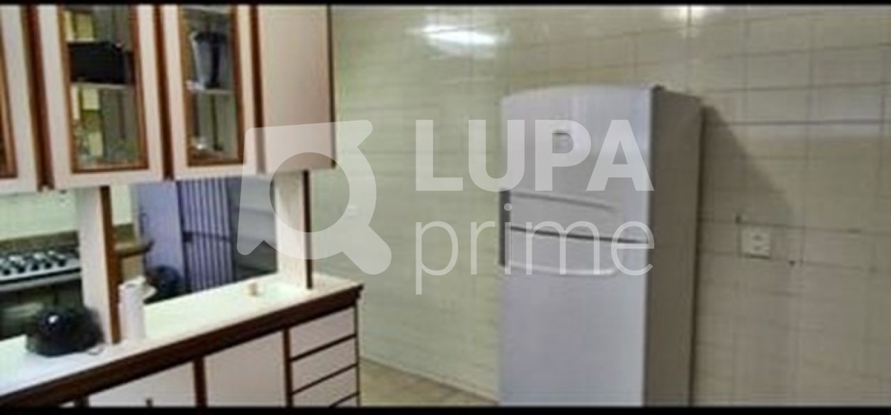 Casa à venda com 3 quartos, 162m² - Foto 7
