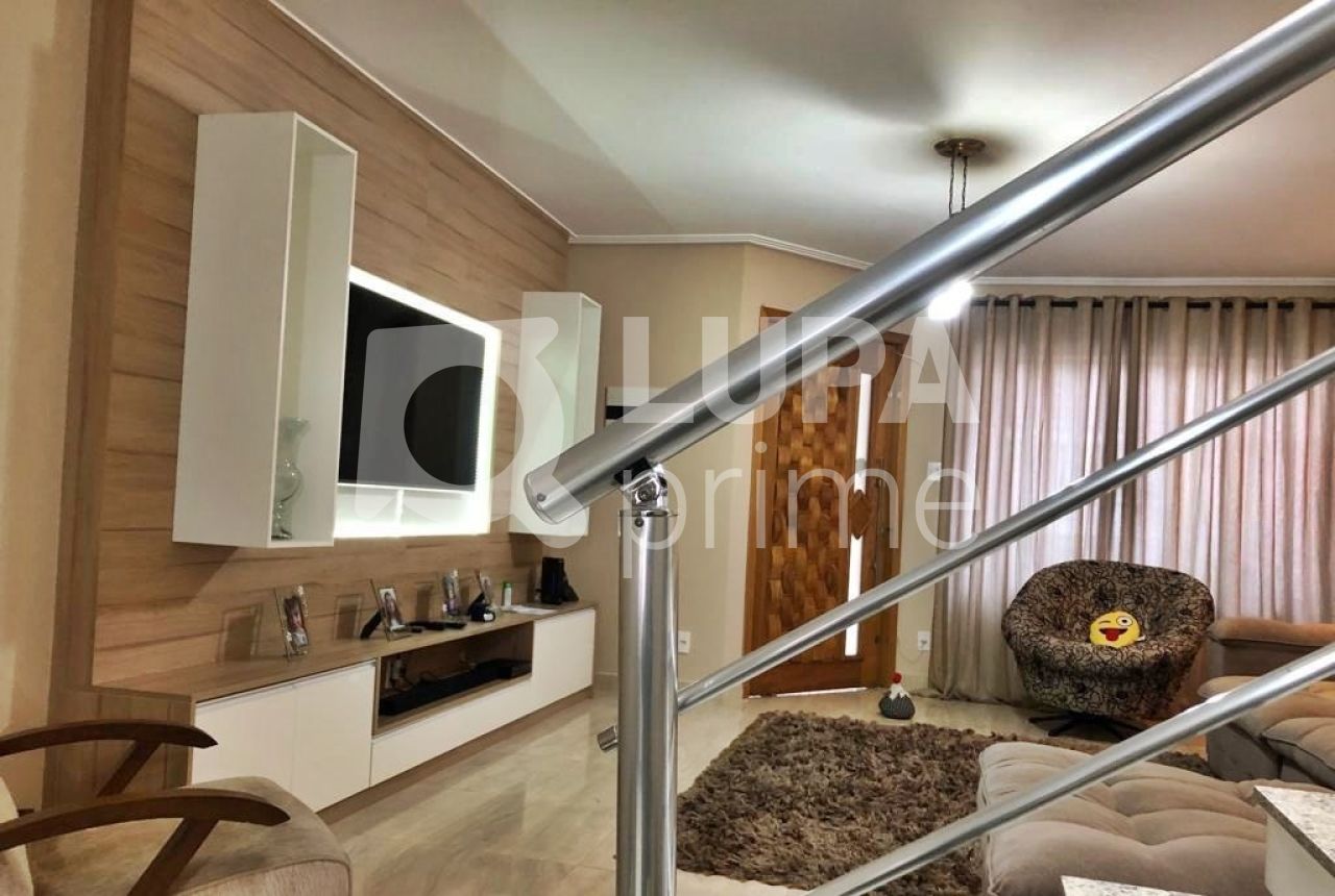 Casa, 3 quartos, 152 m² - Foto 2