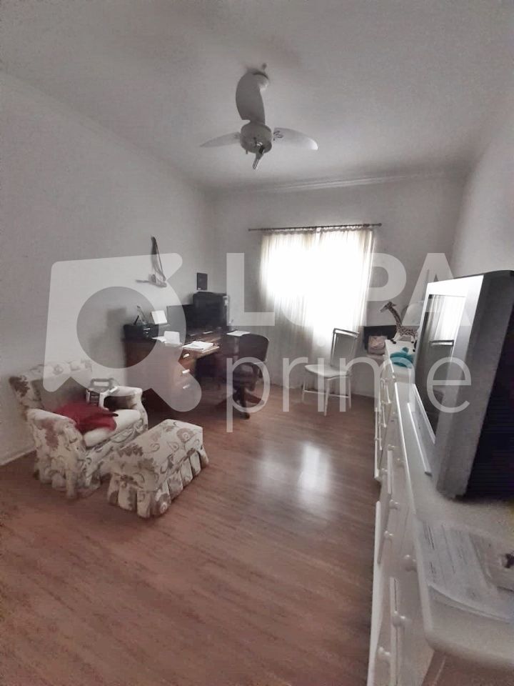 Casa à venda com 4 quartos, 268m² - Foto 7