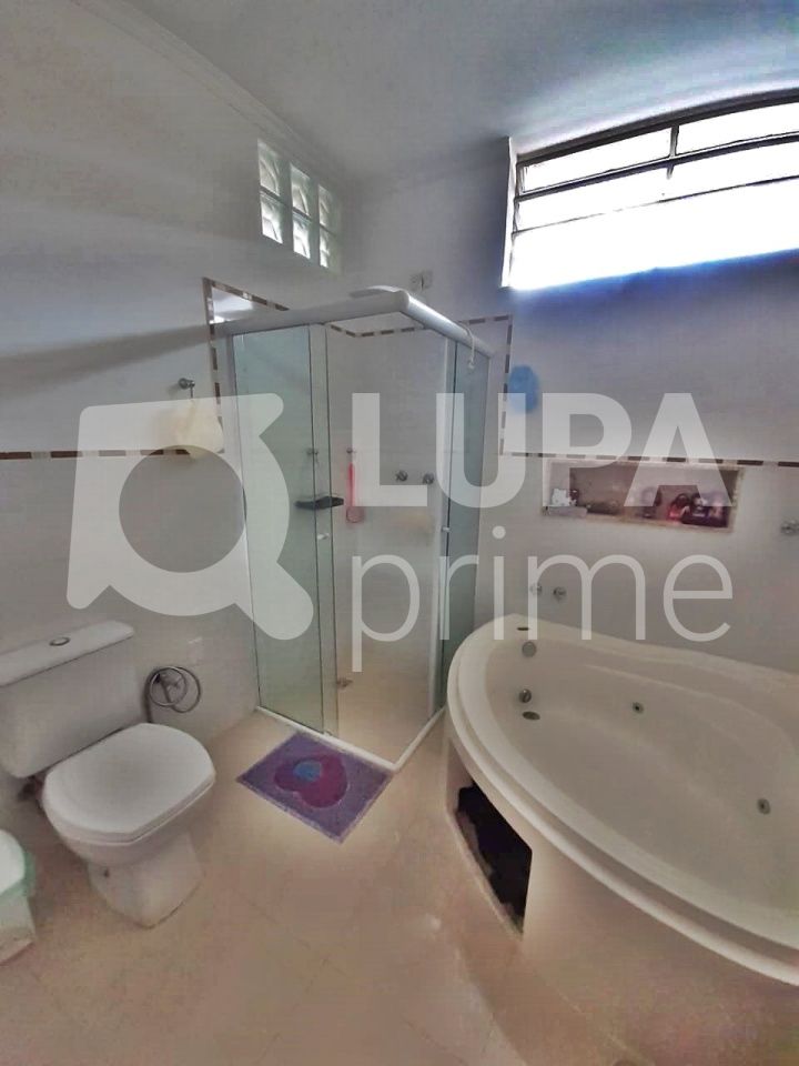 Casa à venda com 4 quartos, 268m² - Foto 12
