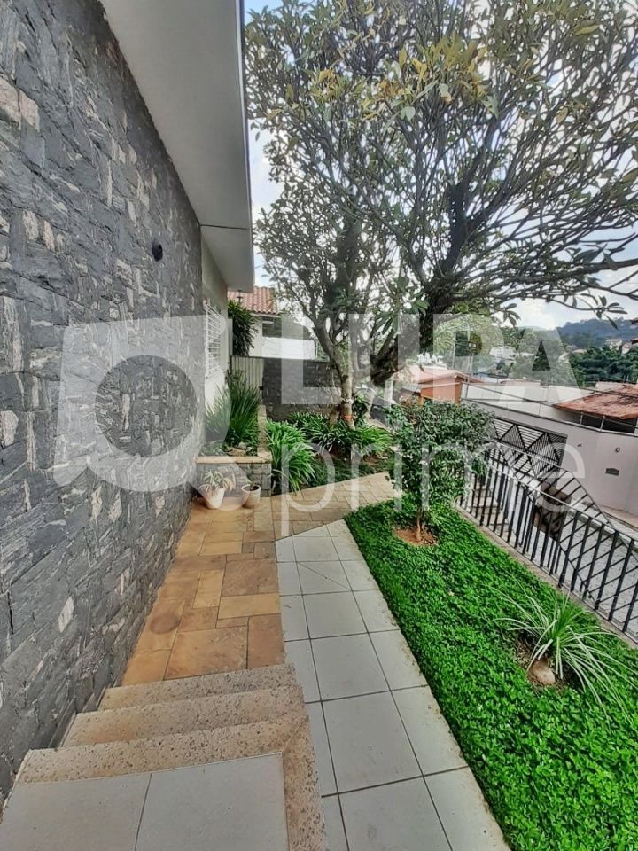 Casa à venda com 4 quartos, 268m² - Foto 18