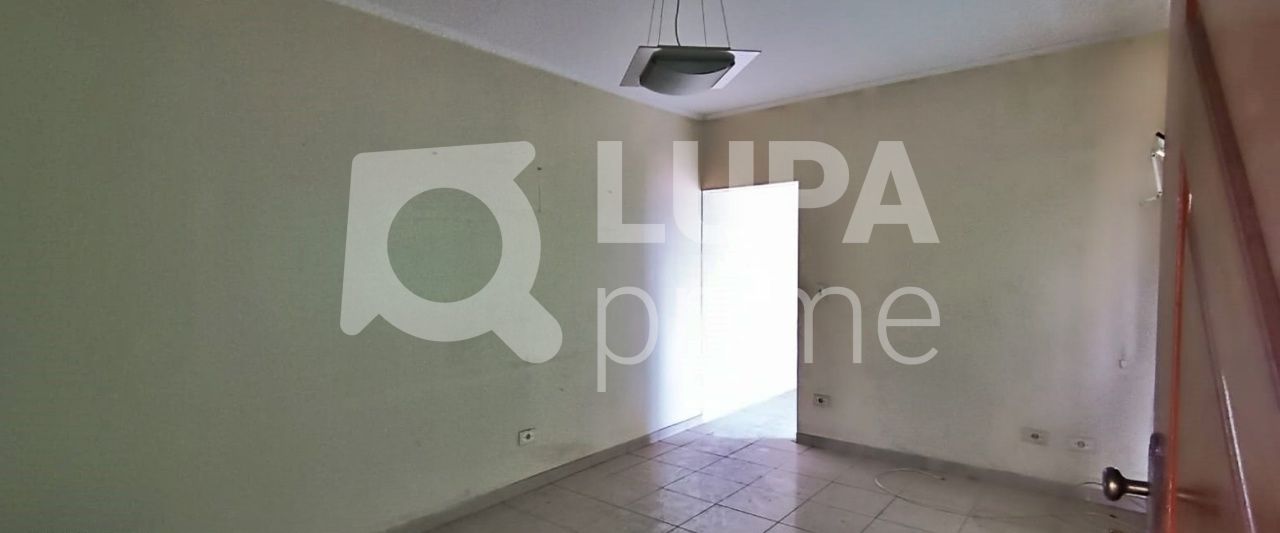 Casa à venda com 5 quartos, 244m² - Foto 8