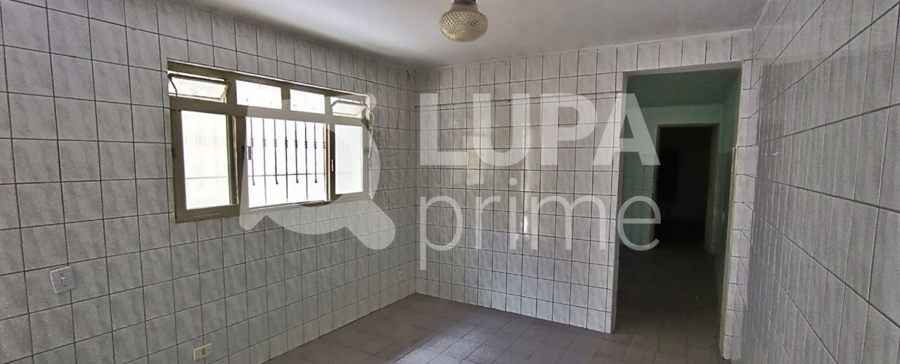 Casa à venda com 5 quartos, 244m² - Foto 16