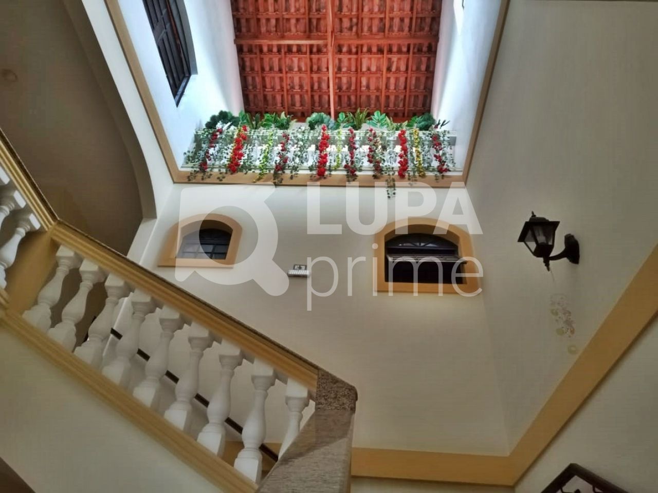 Casa à venda com 4 quartos, 530m² - Foto 37