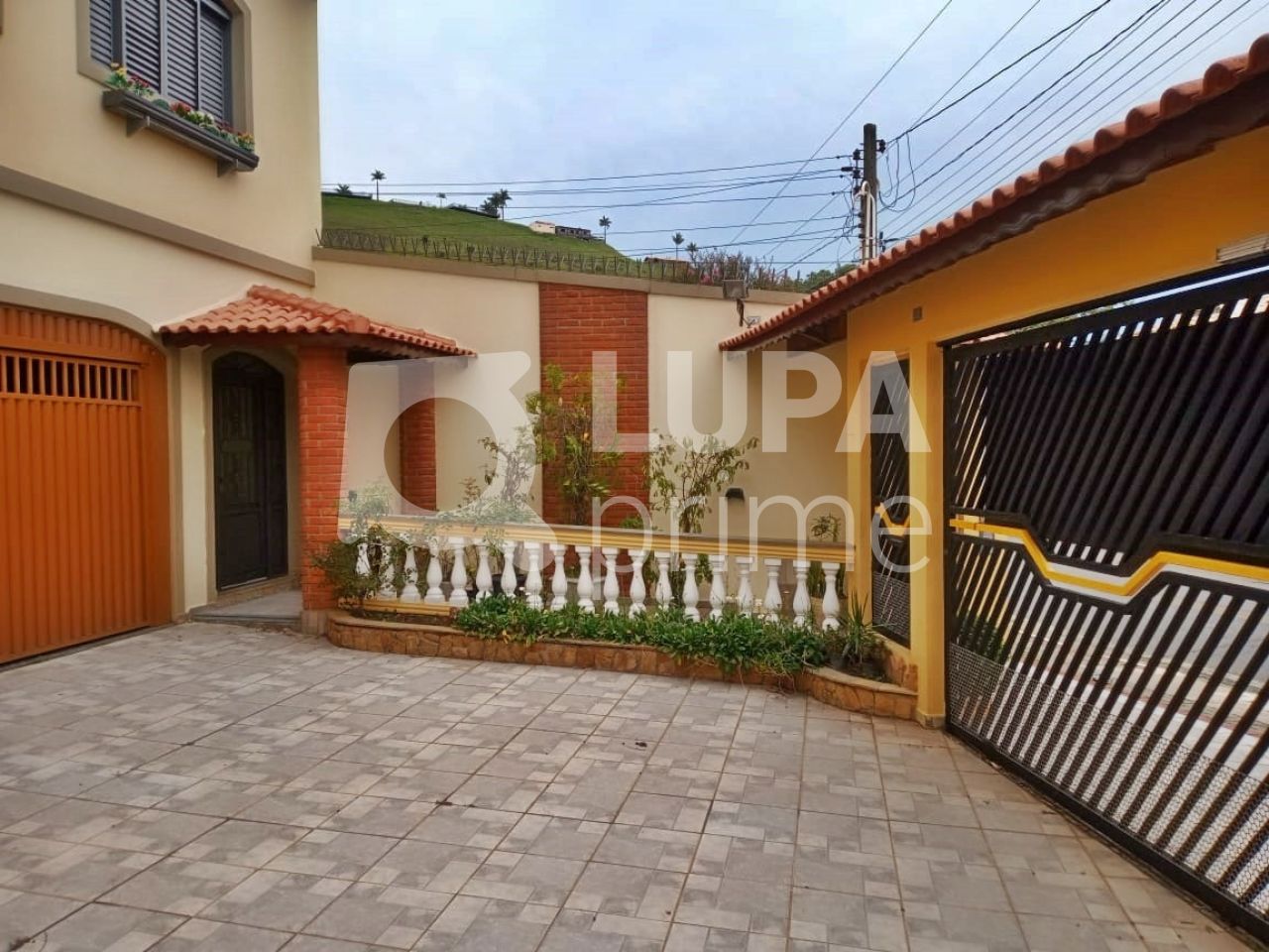 Casa à venda com 4 quartos, 530m² - Foto 3