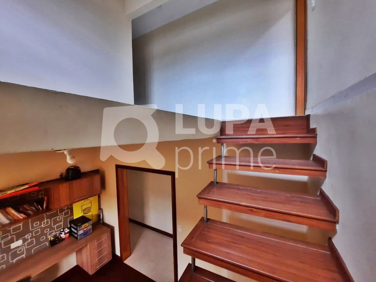 sobrado-venda-guarulhos-jardim-guaracy-3dormitorios-2vagas-250m2-LM22104