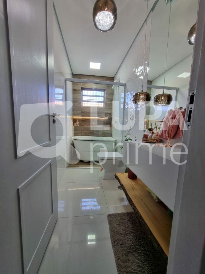 sobrado-venda-sao-paulo-vila-maria-5dormitorios-1suite-6vagas-193m2-LM22193