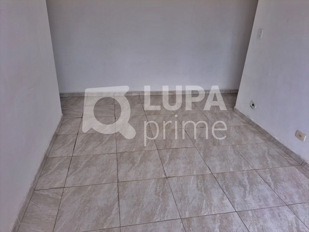 Apartamento à venda com 2 quartos, 70m² - Foto 2