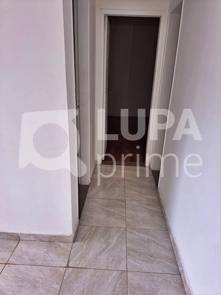 Apartamento à venda com 2 quartos, 70m² - Foto 3