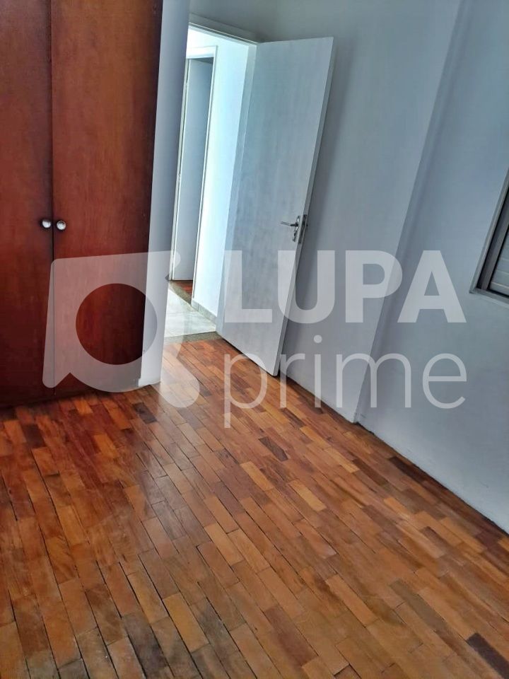 Apartamento à venda com 2 quartos, 70m² - Foto 4