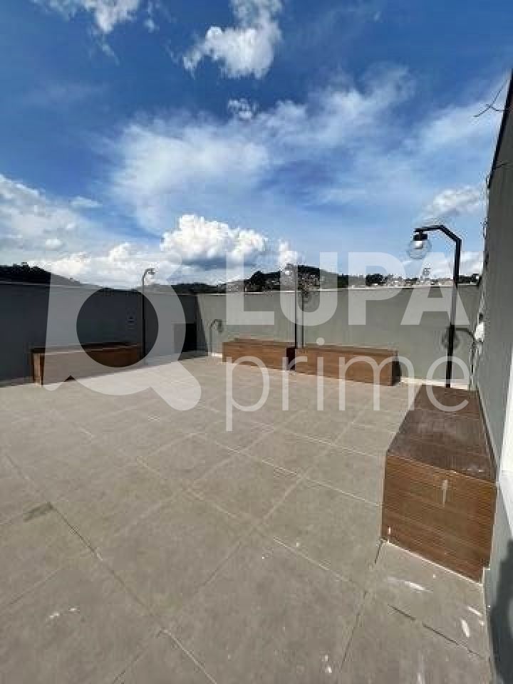 Apartamento à venda com 2 quartos, 38m² - Foto 16