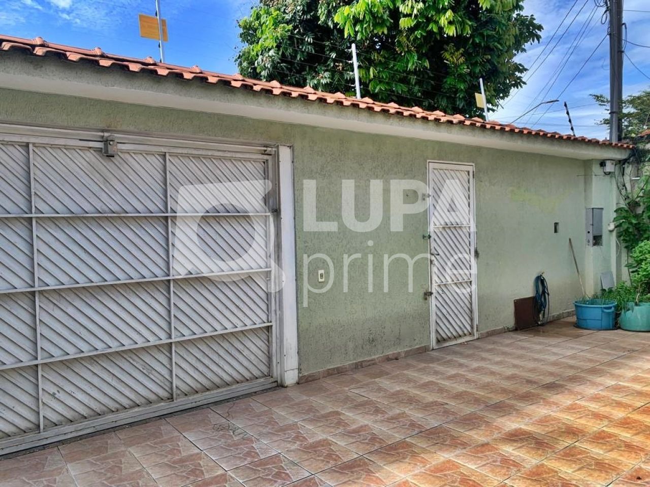 casa-terrea-venda-sao-paulo-santana-2dormitorios-6vagas-143m2-LM22300