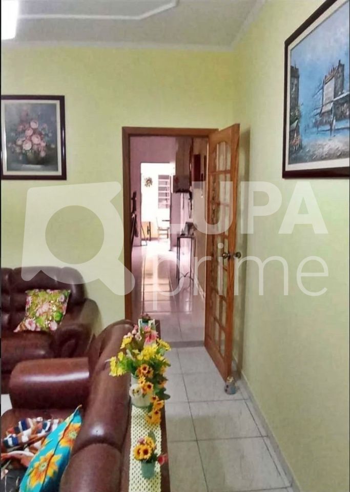 casa-terrea-venda-sao-paulo-vila-carrao-6dormitorios-3suites-3vagas-157m2-LM22302