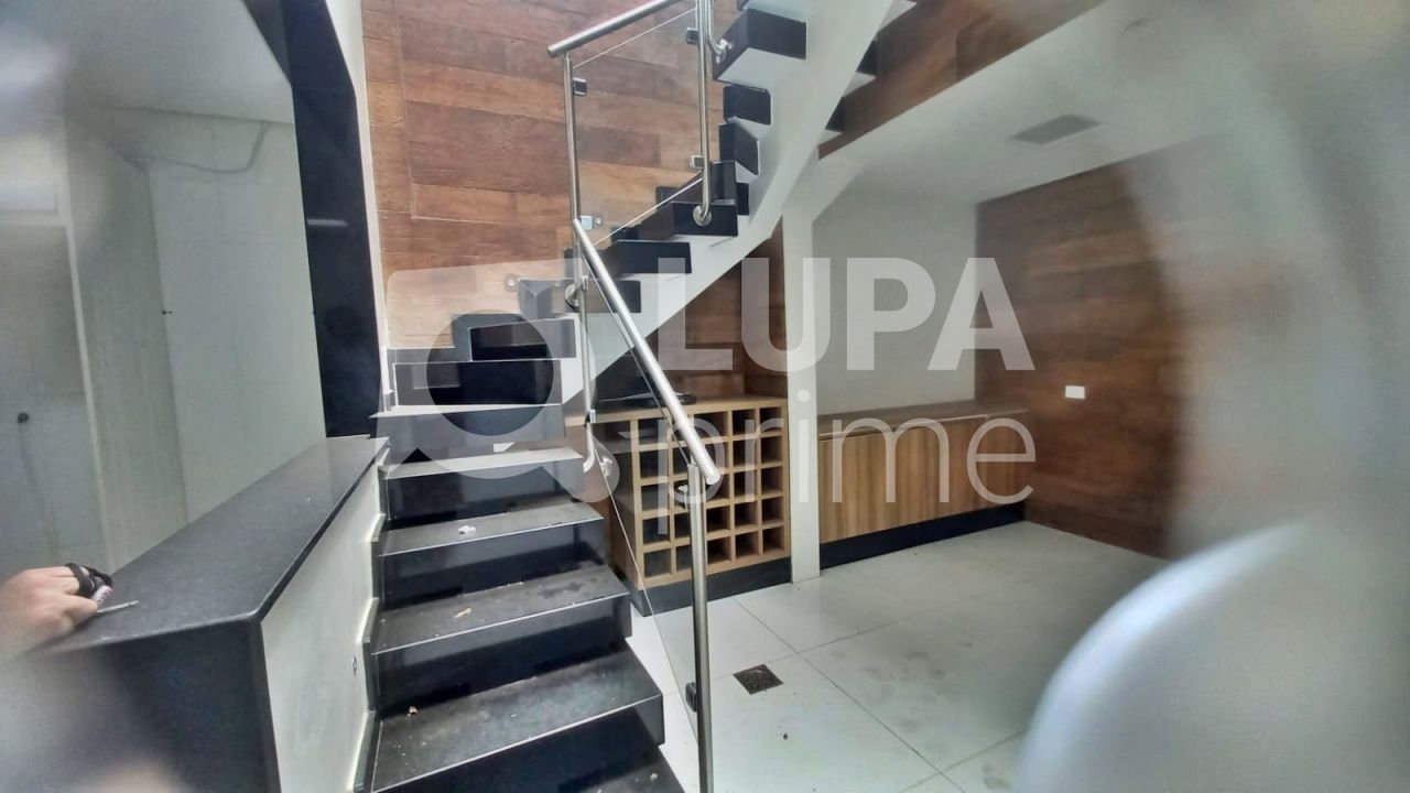 sobrado-venda-sao-paulo-vila-guilherme-3dormitorios-1suite-1vaga-147m2-LM22323