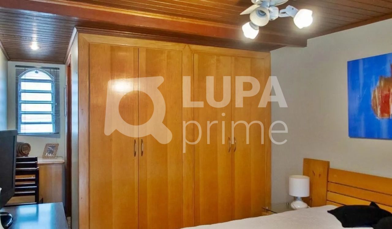 sobrado-venda-sao-paulo-parada-inglesa-4dormitorios-2suites-2vagas-160m2-LM22380